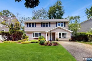 785 7th Avenue, River Edge, NJ 07661