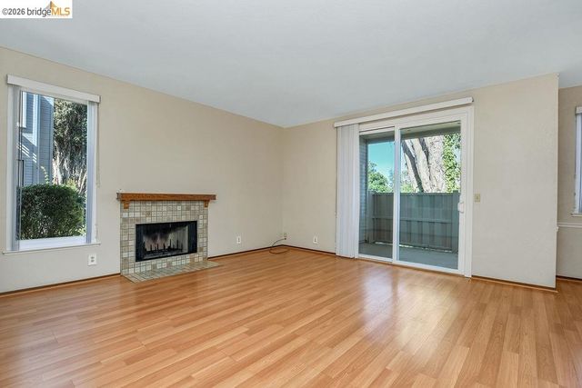 2776 East Ct, Richmond, CA 94806