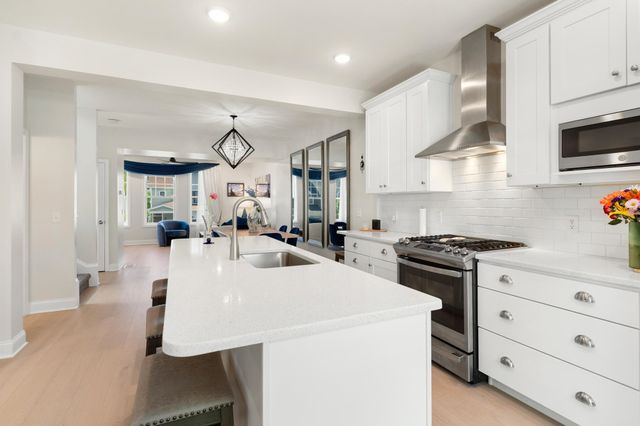 352 O'Brien Farm Road, South Burlington, VT 05403