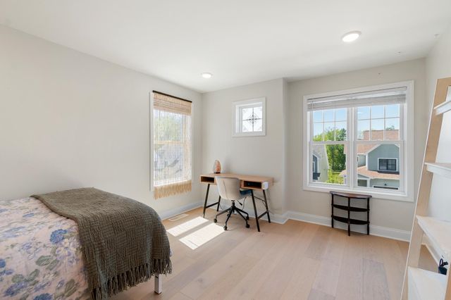 352 O'Brien Farm Road, South Burlington, VT 05403