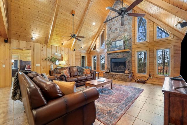 20507 Highway 303, Springdale, AR 72764