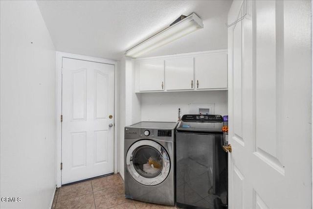 1600 Holly Avenue, Oxnard, CA 93036