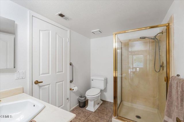 1600 Holly Avenue, Oxnard, CA 93036