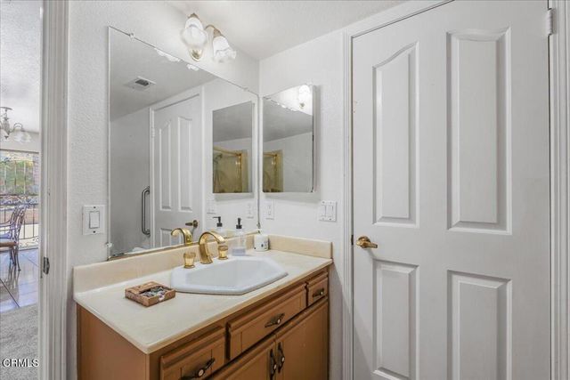 1600 Holly Avenue, Oxnard, CA 93036