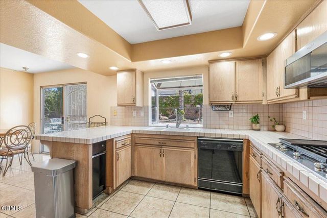 1600 Holly Avenue, Oxnard, CA 93036