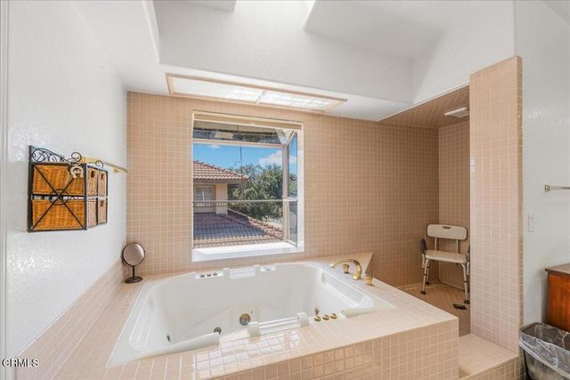 1600 Holly Avenue, Oxnard, CA 93036