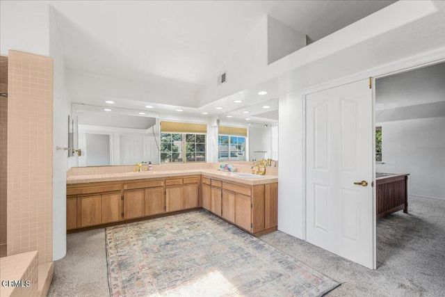 1600 Holly Avenue, Oxnard, CA 93036
