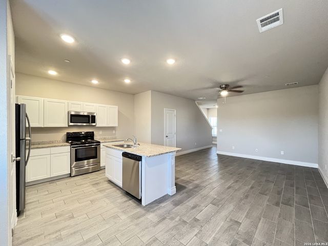 7822 Savannah Brooks, Live Oak, TX 78233