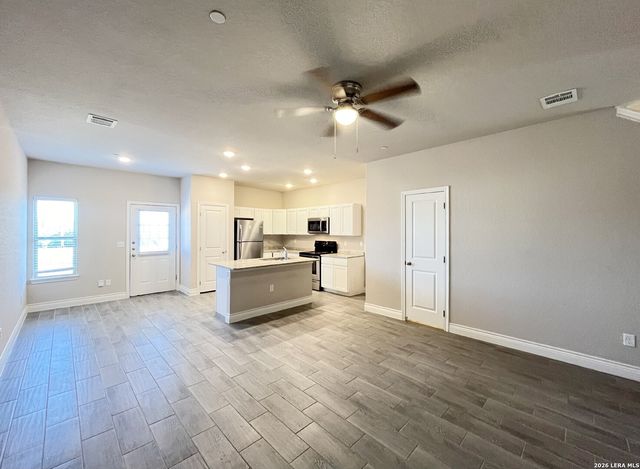 7822 Savannah Brooks, Live Oak, TX 78233