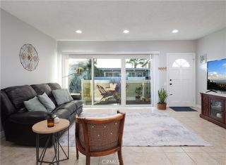 23930 Los Codona 220, Torrance, CA 90505