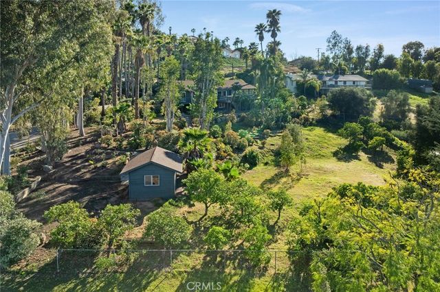 1367 Teepee Drive, Escondido, CA 92027