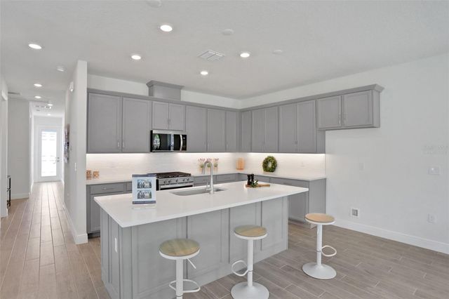 9124 WALCOTT LANE, Lakewood Ranch, FL 34240