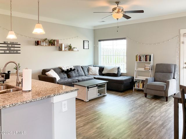 200 Button Willow Street, Greer, SC 29687