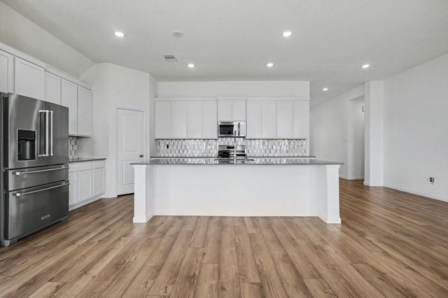 2105 Toyhill Falls Lane, League City, TX 77573