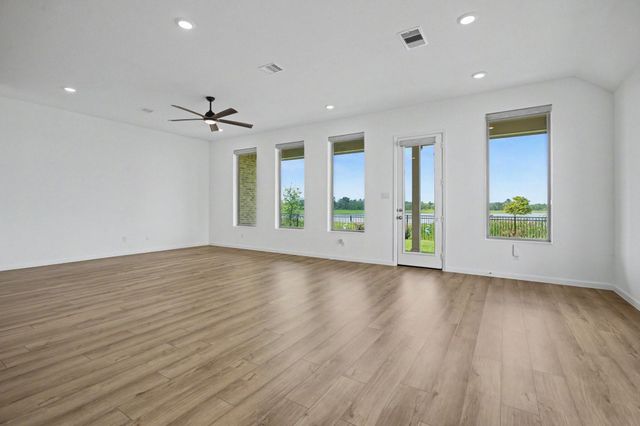 2105 Toyhill Falls Lane, League City, TX 77573