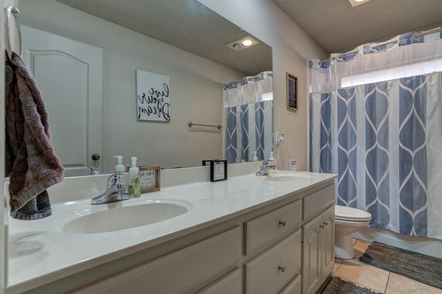 9203 Grover Avenue, Lubbock, TX 79424