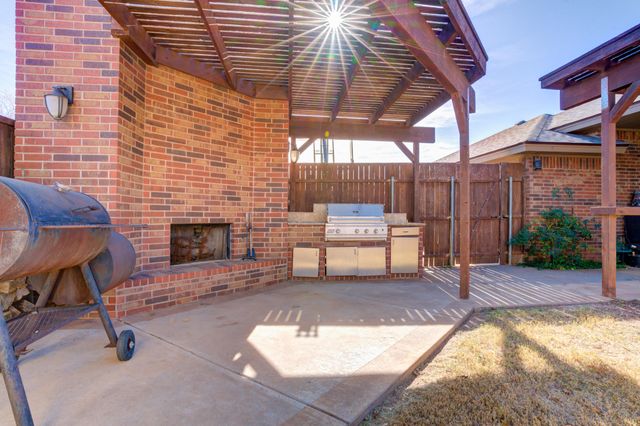 9203 Grover Avenue, Lubbock, TX 79424