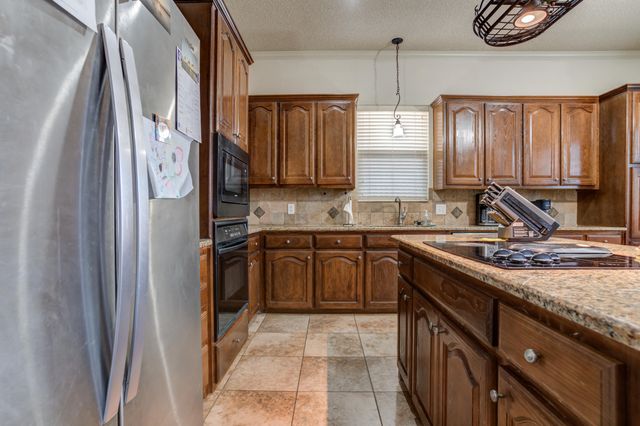 9203 Grover Avenue, Lubbock, TX 79424