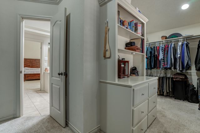 9203 Grover Avenue, Lubbock, TX 79424