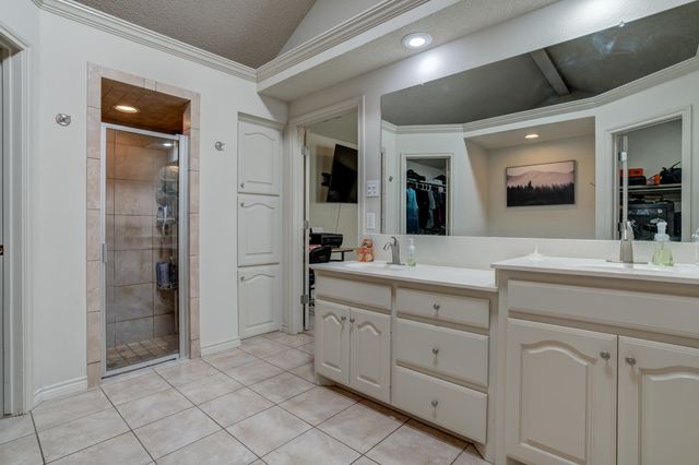 9203 Grover Avenue, Lubbock, TX 79424