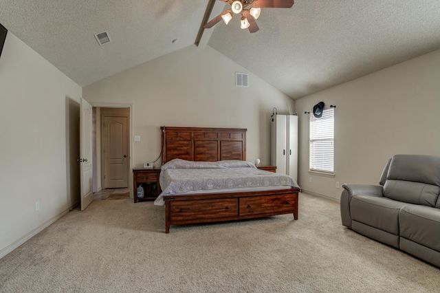 9203 Grover Avenue, Lubbock, TX 79424