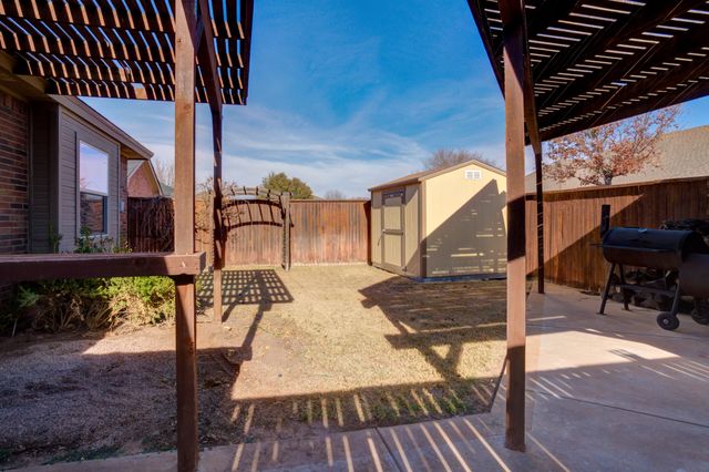 9203 Grover Avenue, Lubbock, TX 79424