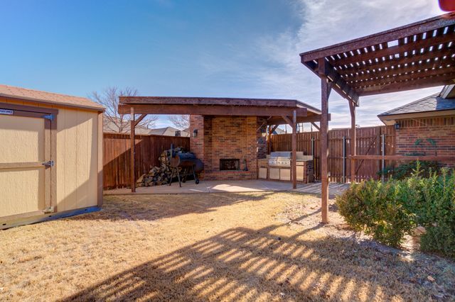 9203 Grover Avenue, Lubbock, TX 79424
