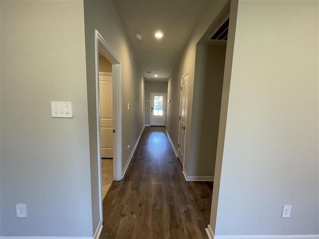 920 Saint James Dr Drive, Lake Charles, LA 70611