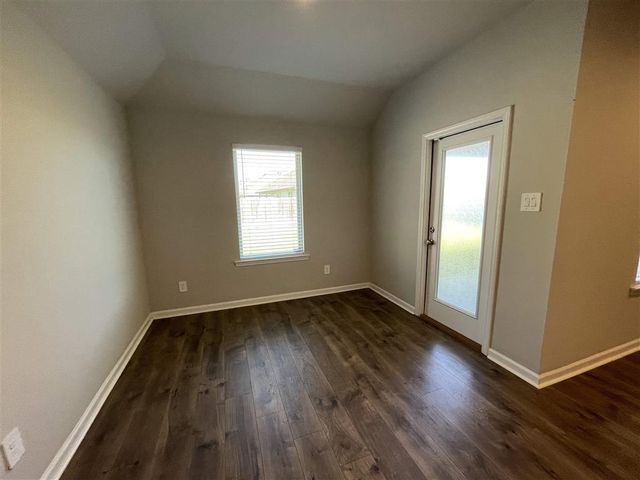 920 Saint James Dr Drive, Lake Charles, LA 70611