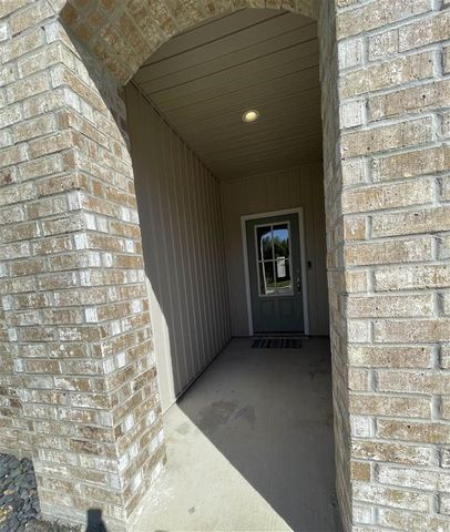 920 Saint James Dr Drive, Lake Charles, LA 70611