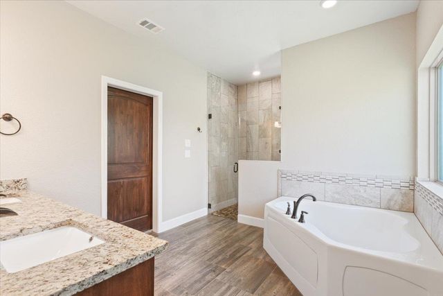 1066 Vista DR, Salado, TX 76571
