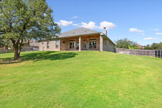 1066 Vista DR, Salado, TX 76571
