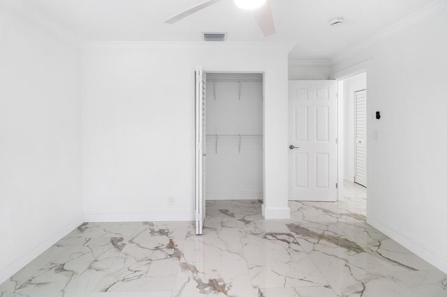 5209 N ANDREWS Avenue, Oakland Park, FL 33309
