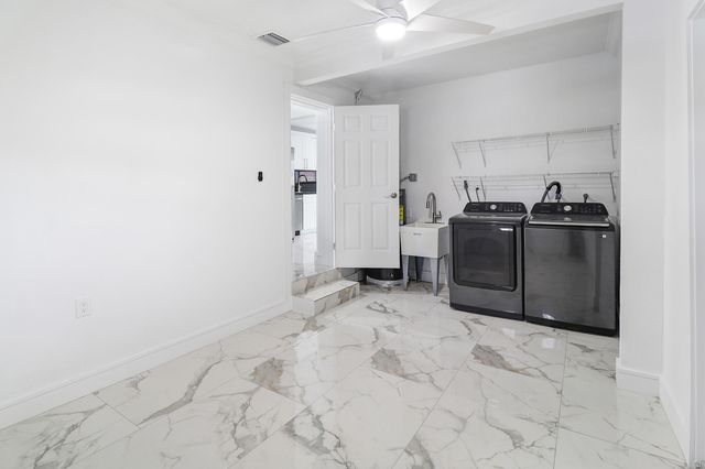 5209 N ANDREWS Avenue, Oakland Park, FL 33309