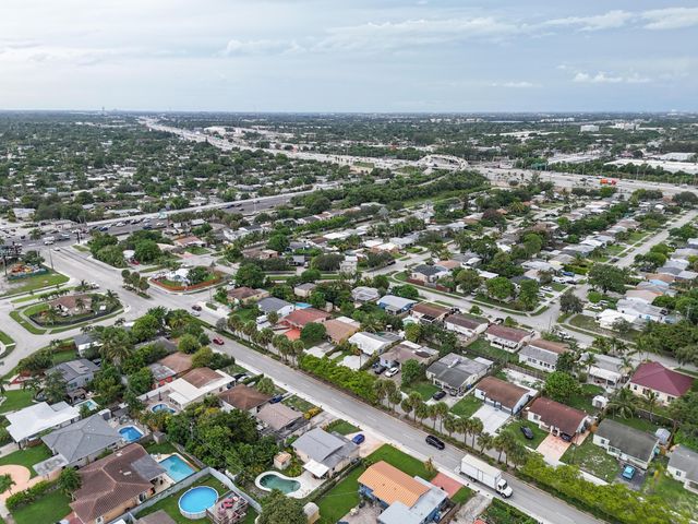 5209 N ANDREWS Avenue, Oakland Park, FL 33309