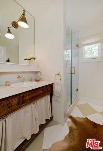 9052 Harland Avenue, West Hollywood, CA 90069