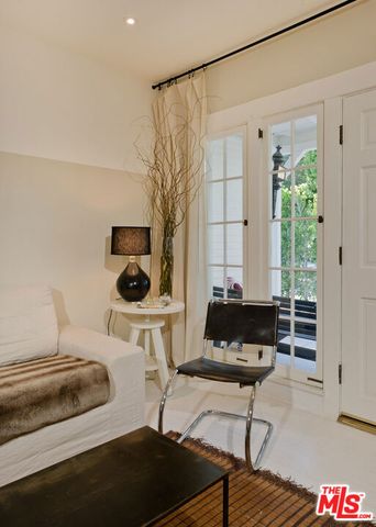 9052 Harland Avenue, West Hollywood, CA 90069