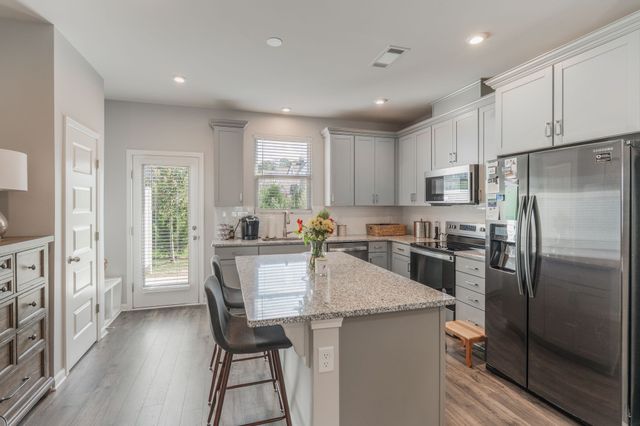 615 Old Hickory Blvd Apt 620, Nashville, TN 37209