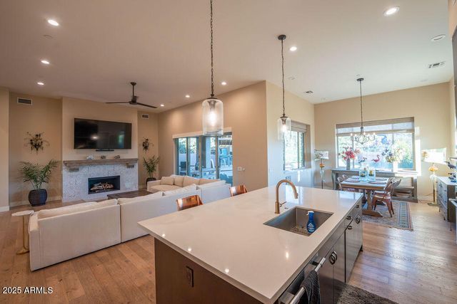 25 VIA DEL ARTE --, Sedona, AZ 86336