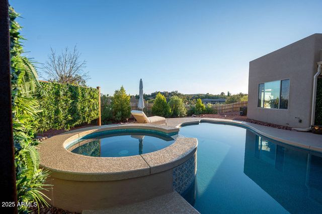 25 VIA DEL ARTE --, Sedona, AZ 86336