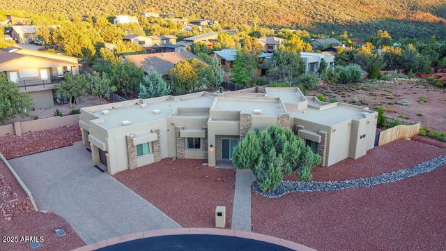 25 VIA DEL ARTE --, Sedona, AZ 86336