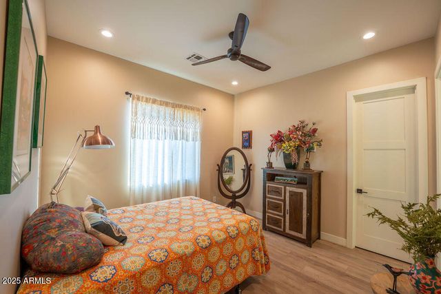 25 VIA DEL ARTE --, Sedona, AZ 86336