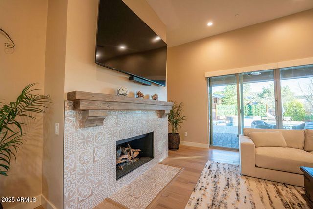 25 VIA DEL ARTE --, Sedona, AZ 86336