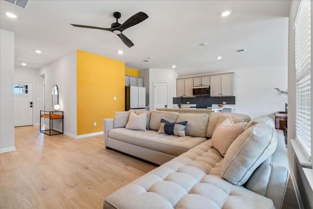 349 Heatherwood TER, Marble Falls, TX 78654