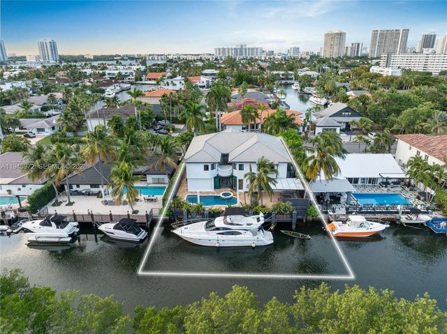 3400 NE 164th St, Eastern Shores, FL 33160