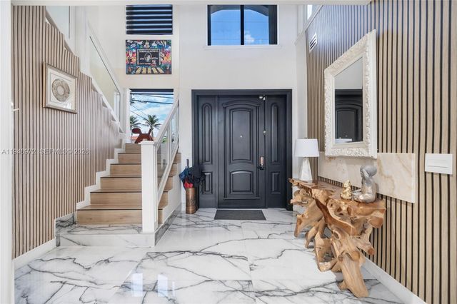 3400 NE 164th St, Eastern Shores, FL 33160