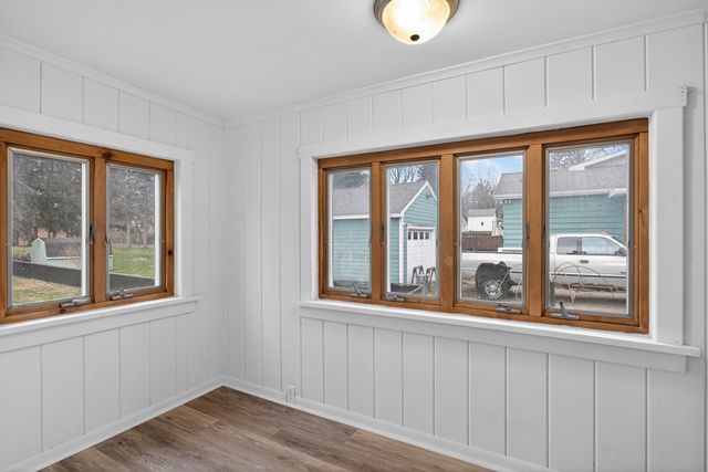 329 E Coler Street, Jackson, MI 49203