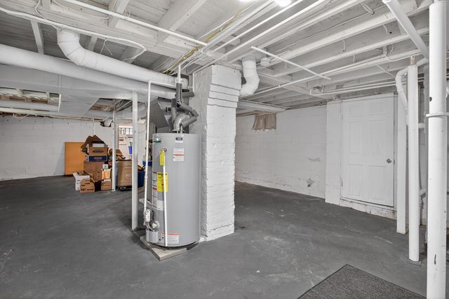 329 E Coler Street, Jackson, MI 49203