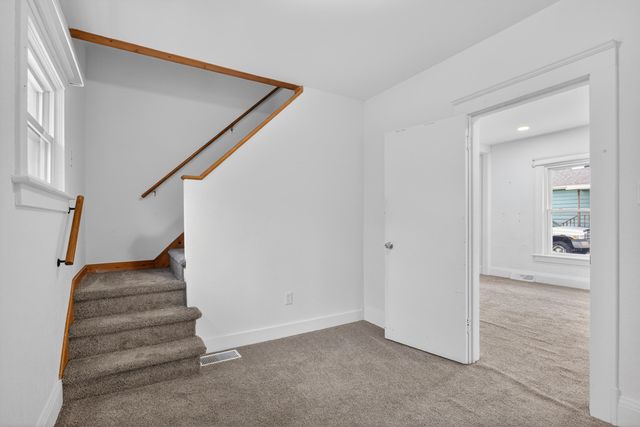 329 E Coler Street, Jackson, MI 49203