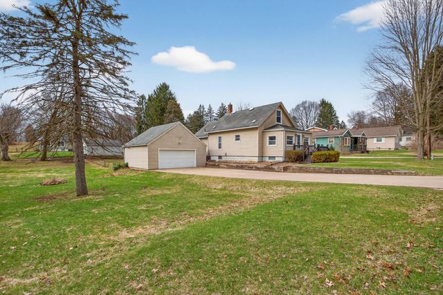 329 E Coler Street, Jackson, MI 49203